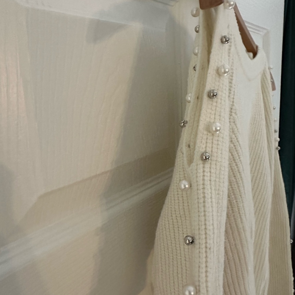 Cream Ribbed Crew Neck Sweater - Picture 2 of 8